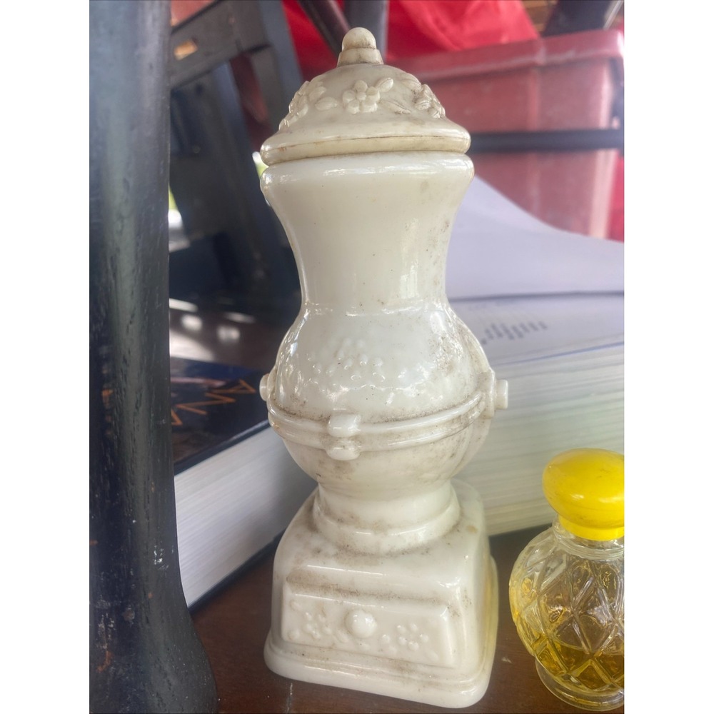 Vintage 1970s Avon Country Store Milk Glass Decanter Full Perfume Bottle 2.5oz